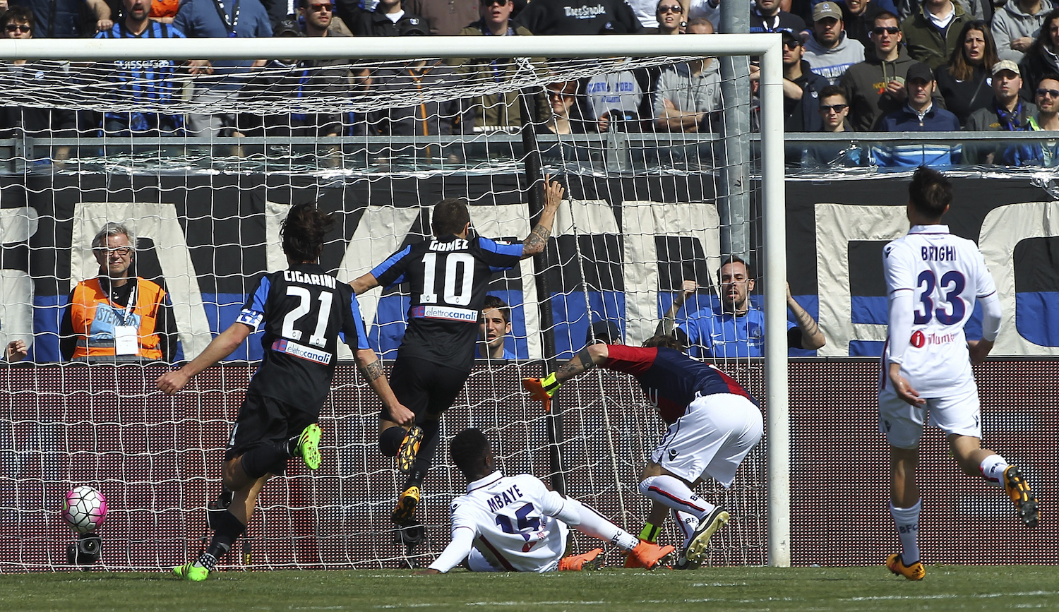 Gomez the danger man for Atalanta. | Marco Luzzani/Getty Images