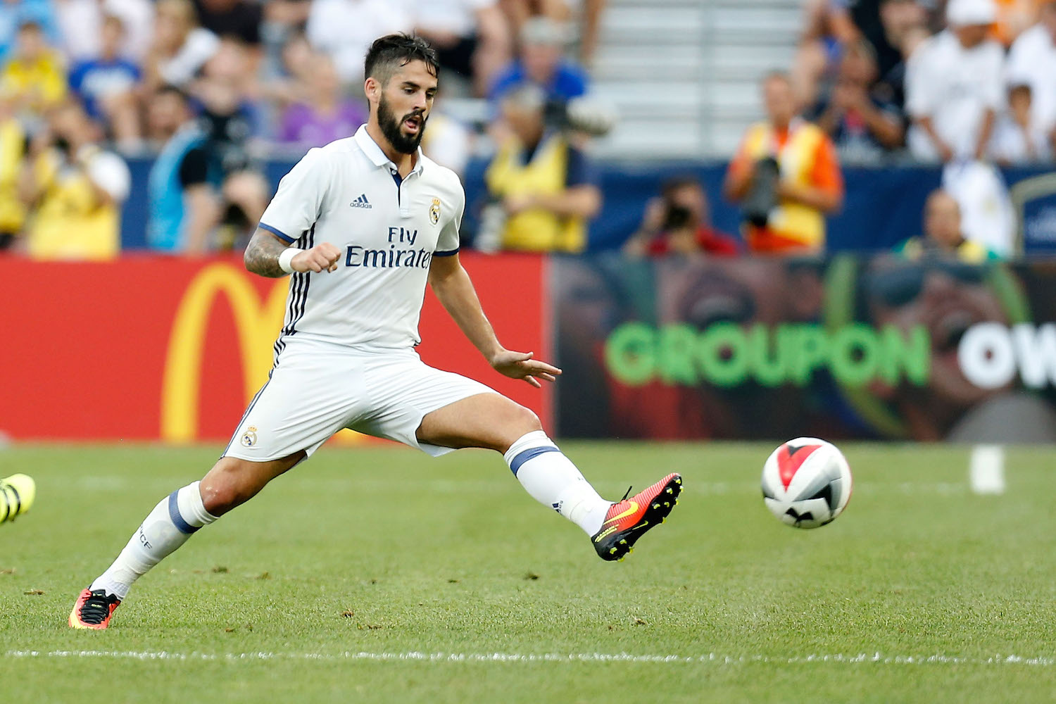 CM: Milan in race for Real Madrid outcast
