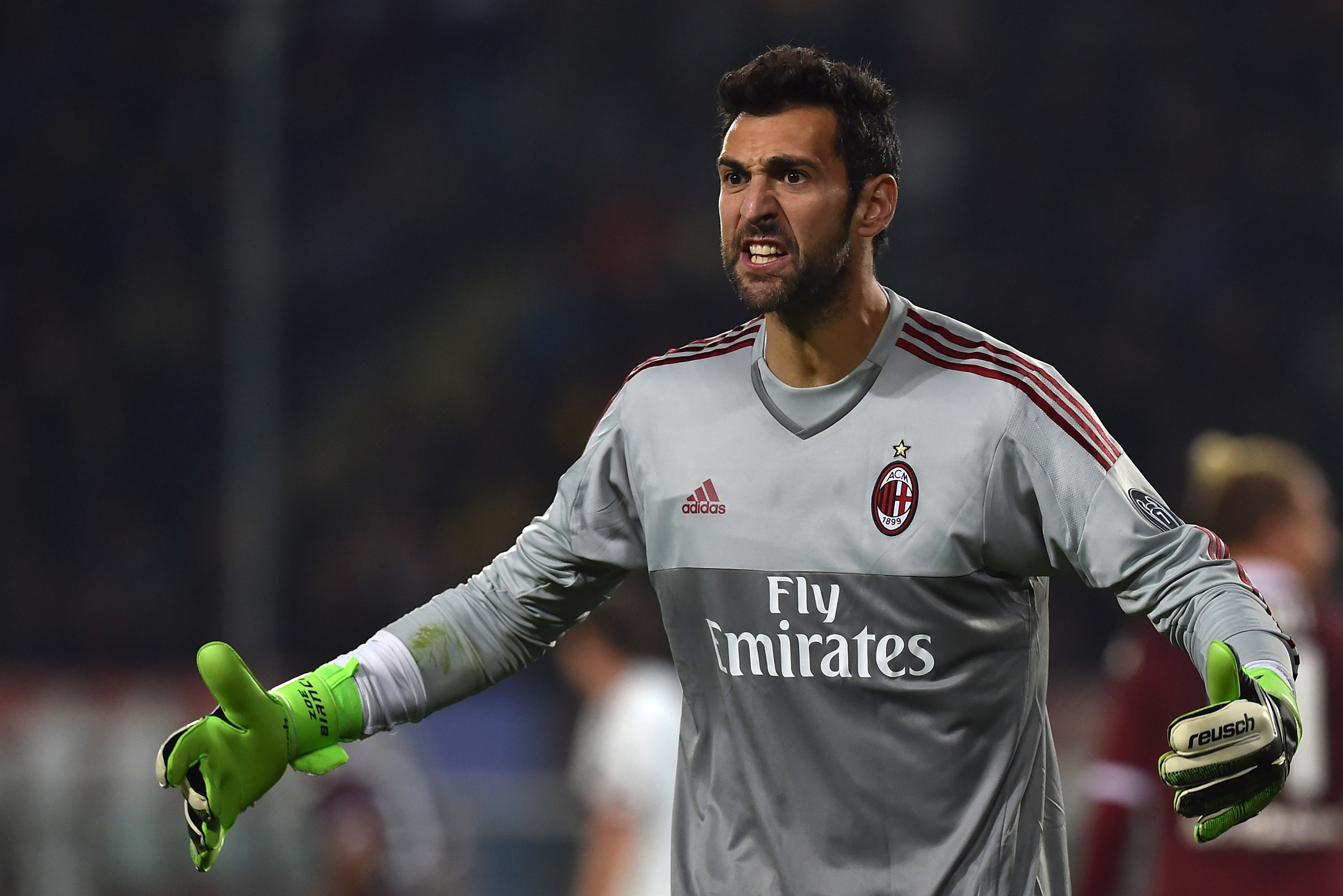 Chelsea set sights on AC Milan goalkeeper and CL winner