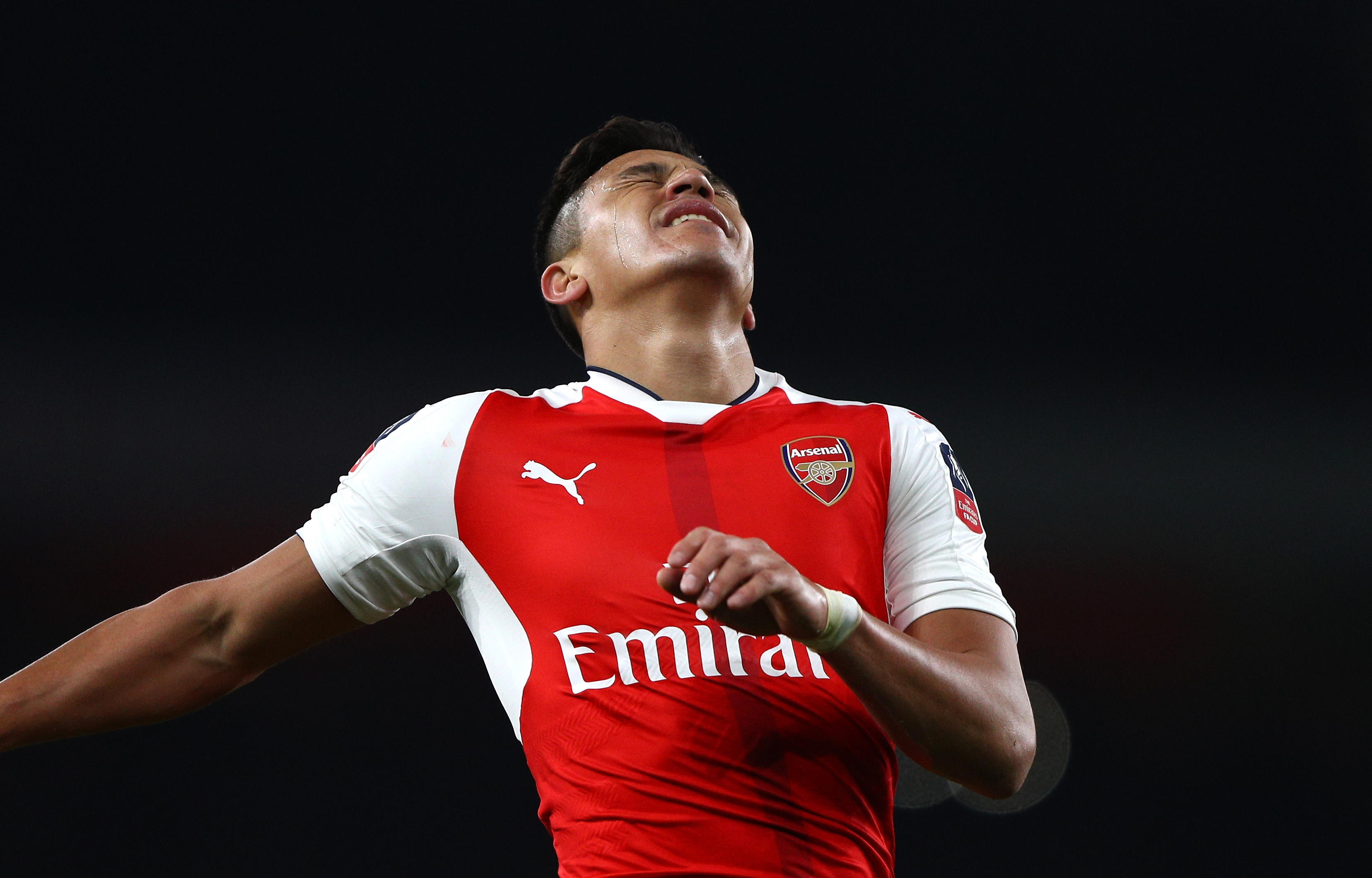 Will side. Alexis Sanchez. Ф Санчес.