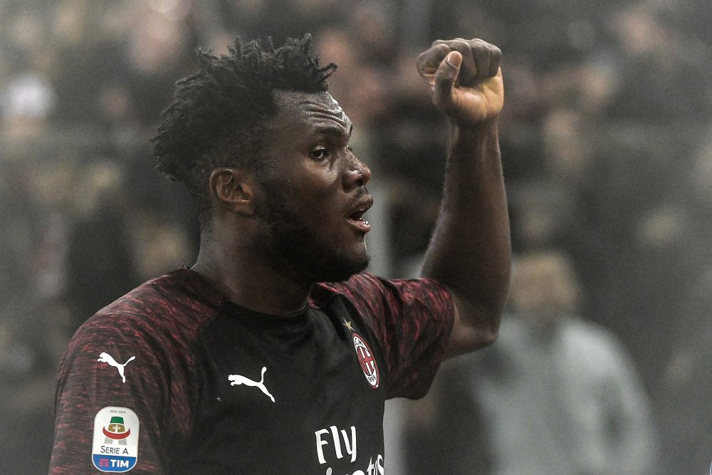 AC Milan's Ivorian midfielder Franck Kessie celebrates after opening the scoring during the Italian Serie A football match Lazio Rome vs AC Milan on November 25, 2018 at the Olympic stadium in Rome. (Photo by Filippo MONTEFORTE / AFP) (Photo credit should read FILIPPO MONTEFORTE/AFP/Getty Images)