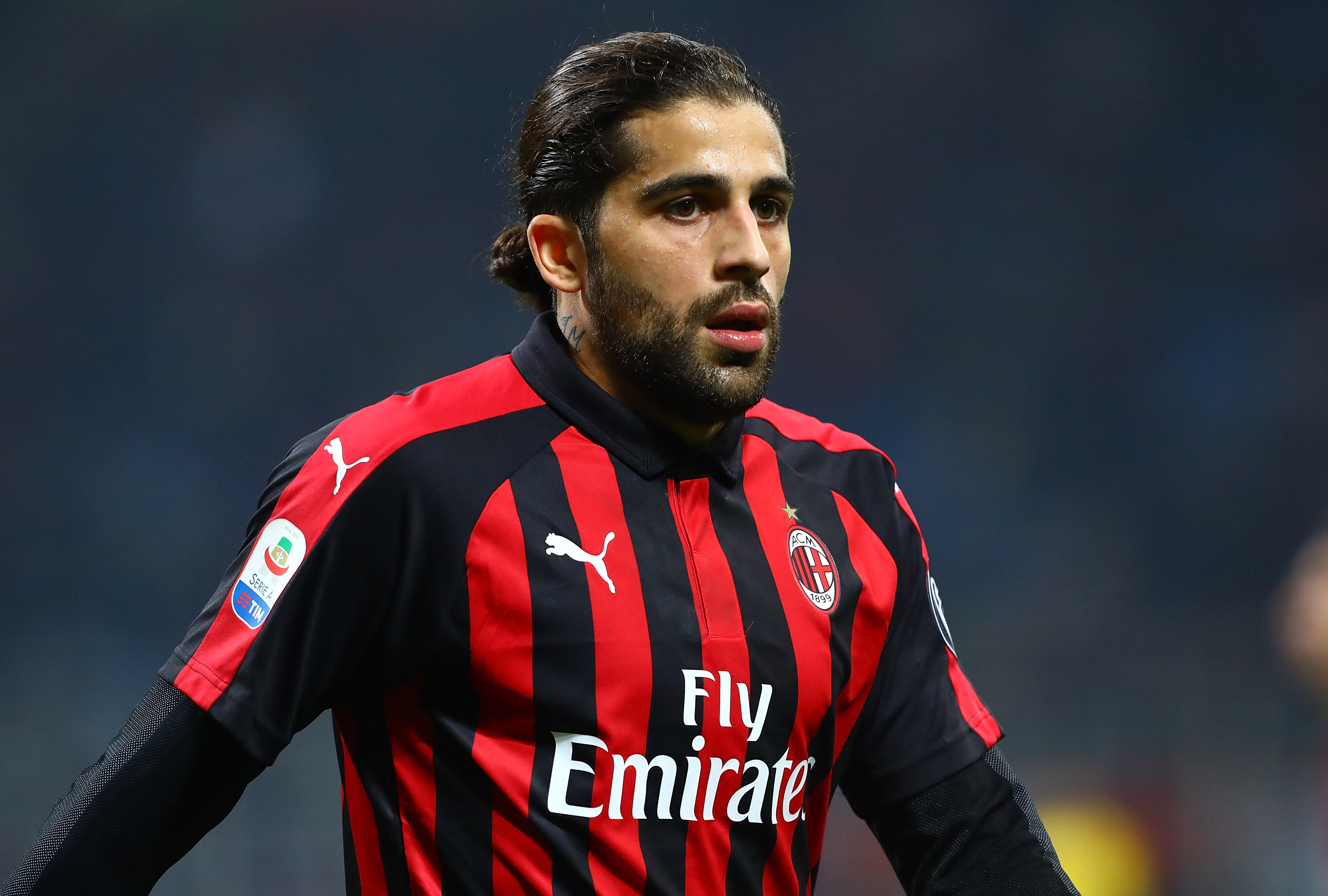 MILAN, ITALY - DECEMBER 29: Ricardo Rodriguez of AC Milan looks on during the Serie A match between AC Milan and SPAL at Stadio Giuseppe Meazza on December 29, 2018 in Milan, Italy. (Photo by Marco Luzzani/Getty Images)