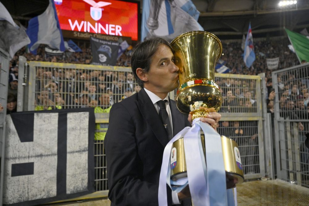 Lazio heaROME, ITALY - MAY 15: SS Lazio head coach Simone Inzaghi celebrates victory after he TIM Cup Final match between Atalanta BC and SS Lazio at Stadio Olimpico on May 15, 2019 in Rome, Italy. (Photo by Marco Rosi/Getty Images)d coach Simone Inzaghi