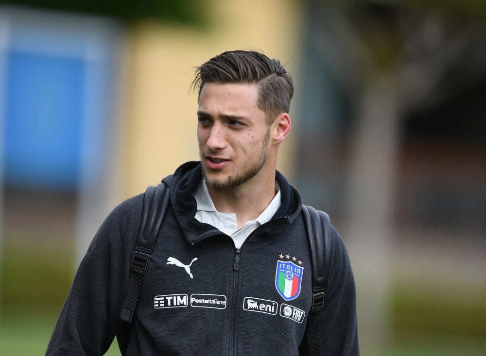 FLORENCE, ITALY - APRIL 29: Alessandro Plizzari of Italy looks on during a Italy training session at Centro Tecnico Federale di Coverciano on April 29, 2019 in Florence, Italy. (Photo by Claudio Villa/Getty Images)