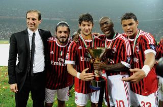 Parodia della festa scudetto del milan, puntata di lunedì 9 maggio 2011, milan è a roma in attesa della partita di coppa italia con il palermo.parodie di all. Allegri Milan Scudetto - Le10sport Allegri And Thiago Silva Could Reunite At Psg In Double Blow For Milan