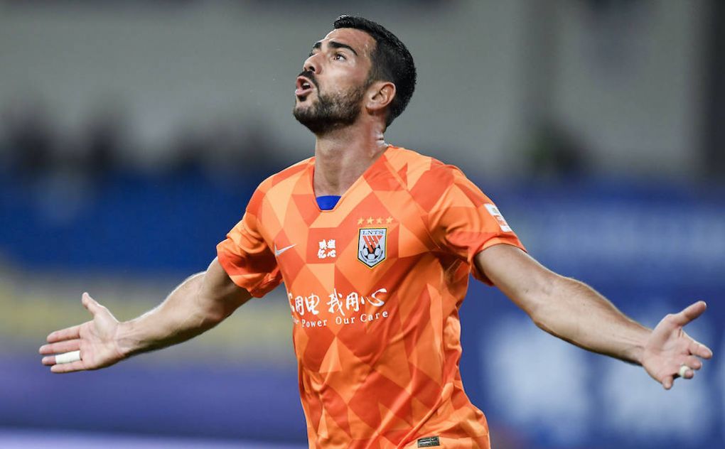 201031 -- SUZHOU, Oct. 31, 2020 -- Graziano Pelle of Shandong Luneng celebrates after scoring a goal during the 18th round match between Shandong Luneng and Hebei China Fortune at 2020 season Chinese Football Association Super League CSL Suzhou Division in Suzhou, east China s Jiangsu Province, Oct. 31, 2020. SPCHINA-JIANGSU-SUZHOU-FOOTBALL-CSL-SHANDONG VS HEBEI CN XuxChang PUBLICATIONxNOTxINxCHN