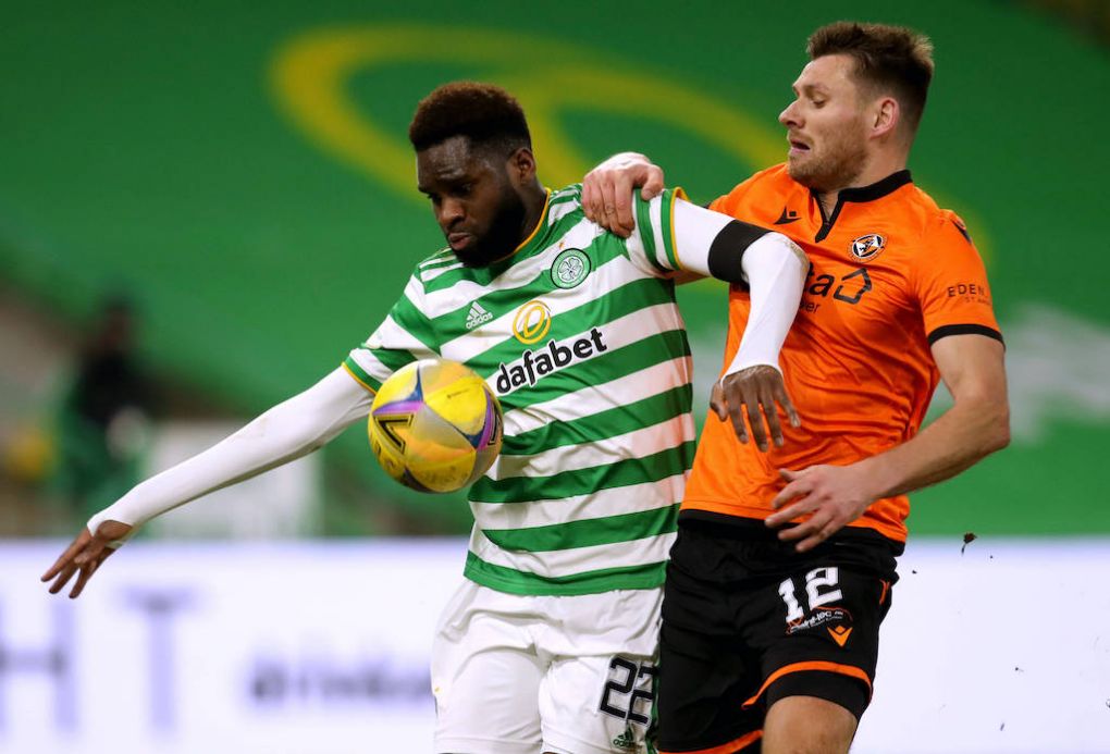 Celtic v Dundee United - Scottish Premiership - Celtic Park Celtic s Odsonne Edouard left and Dundee United s Ryan Edwards battle for the ball during the Scottish Premiership match at Celtic Park, Glasgow. Use subject to restrictions. Editorial use only, no commercial use without prior consent from rights holder. PUBLICATIONxINxGERxSUIxAUTxONLY Copyright: xAndrewxMilliganx 57333575