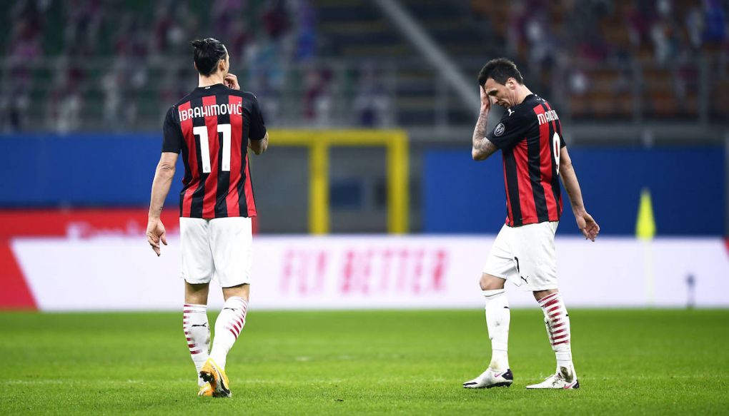 Milano 23/01/2021 - campionato di calcio serie A / Milan-Atalanta / Image nella foto: Zlatan Ibrahimovic-Mario Mandzukic PUBLICATIONxNOTxINxITA