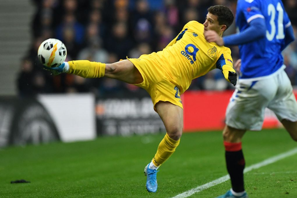 Porto's Brazilian midfielder Otavio controls the ball during the UEFA Europa League Group G football match between Rangers and Porto at Ibrox Stadium in Glasgow, Scotland on November 7, 2019. (Photo by ANDY BUCHANAN / AFP) (Photo by ANDY BUCHANAN/AFP via Getty Images)
