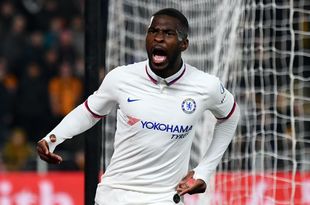 HULL, ENGLAND - JANUARY 25: Fikayo Tomori of Chelsea celebrates after scoring his team's second goal during the FA Cup Fourth Round match between Hull City FC and Chelsea FC at KCOM Stadium on January 25, 2020 in Hull, England. (Photo by Clive Mason/Getty Images)