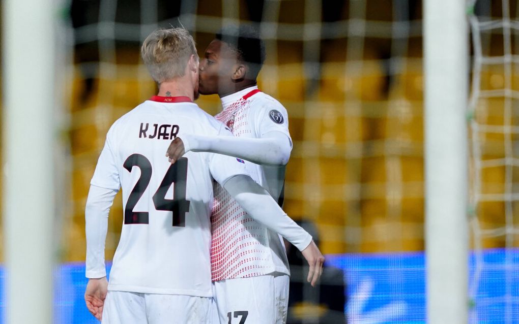 Photo LaPresse - Spada January 3rd , 2021 Benevento Italy Soccer A.C. Milan- Season 2020-2021 - Serie A Benevento vs Ac Milan In the pic: Rafael Leao celebrates after scoring 0-2 aSimon Kjaer PUBLICATIONxINxGERxSUIxAUTxONLY Copyright: xSpada/LaPressex