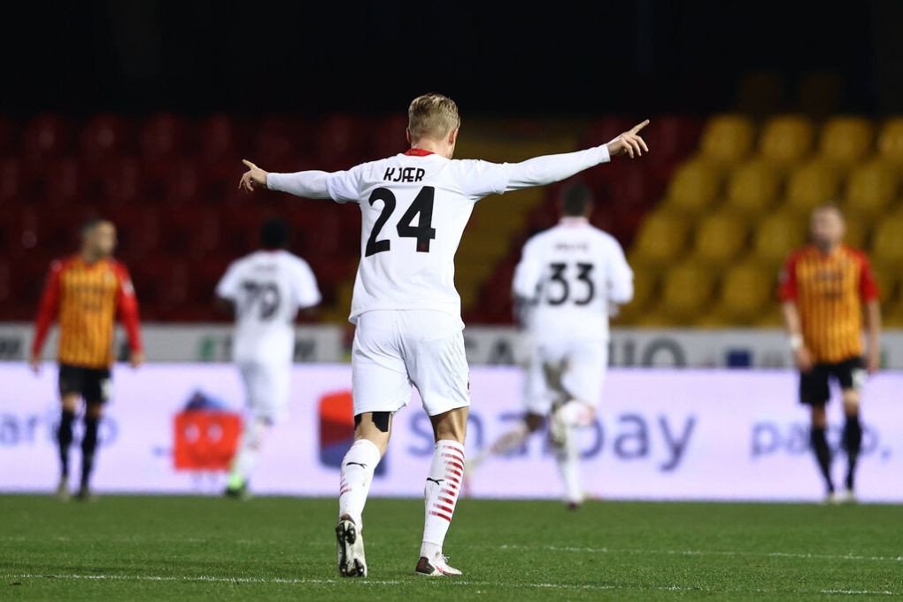 Photo Alessandro Garofalo/LaPresse January 03, 2021 Benevento, Italy soccer Benevento vs Milan - Italian Football Championship League A TIM 2020/2021 - Vigorito stadium. In the pic: Simon Kjaer AC Milan PUBLICATIONxINxGERxSUIxAUTxONLY Copyright: xAlessandroxGarofalo/LaPressex