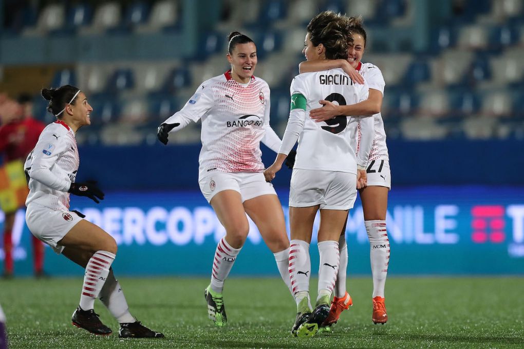 CHIAVARI, ITALY - JANUARY 06: Valentina Giacinti of AC Milan celebrates after scoring a goal during the Women's Super Cup semifinal match between ACF Fiorentina v AC Milan at Stadio Comunale on December 6, 2020 in Chiavari, Italy. (Photo by Gabriele Maltinti/Getty Images)
