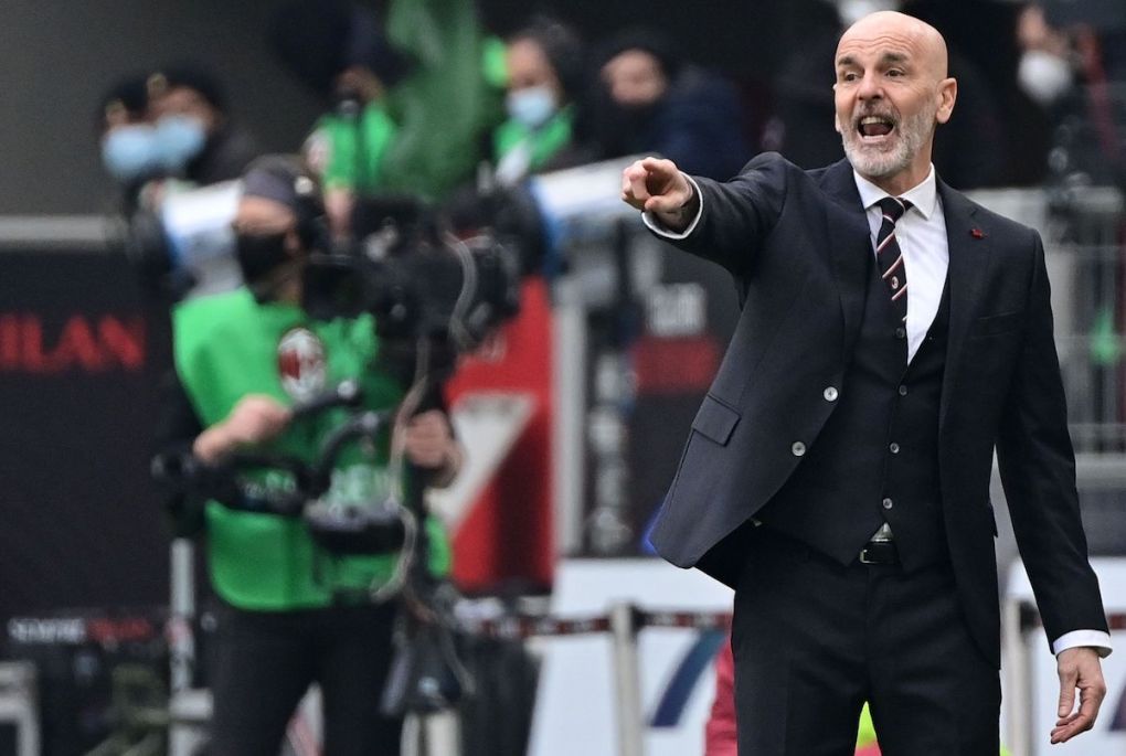 AC Milan's Italian coach Stefano Pioli gives instructions during the Italian Serie A football match AC Milan vs Inter Milan on February 21, 2021 at the San Siro stadium in Milan. (Photo by MIGUEL MEDINA / AFP) (Photo by MIGUEL MEDINA/AFP via Getty Images)