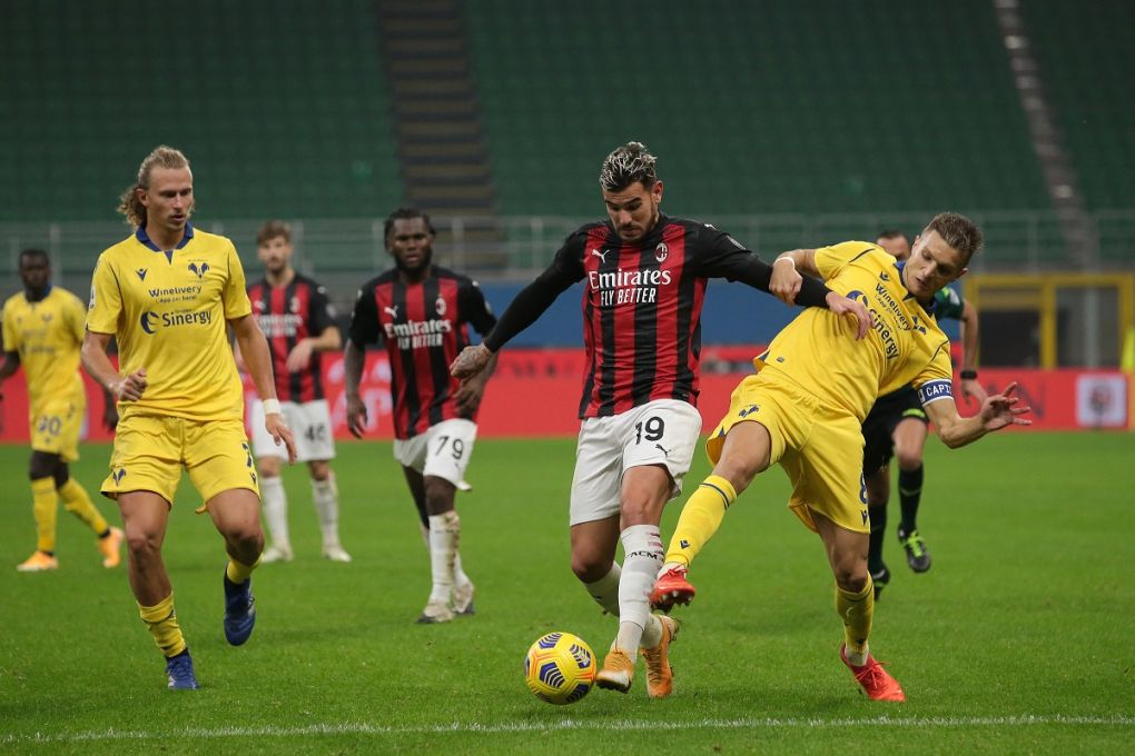 Theo Hernandez of AC Milan bursts into the box as he is challenged by Darko Lazovic of Hellas Verona as Antonin Barak of Hellas Verona looks on during the Serie A match at Giuseppe Meazza, Milan. Picture date: 8th November 2020. Picture credit should read: Jonathan Moscrop/Sportimage PUBLICATIONxNOTxINxUK SPI-0750-0012