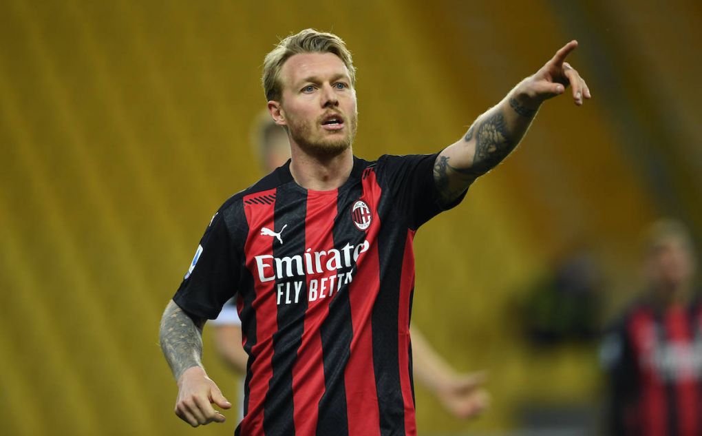 Simon Kjaer Milan during the Italian Serie A match between Parma 1-3 Milan at Ennio Tardini Stadium on April 10, 2021 in Parma, Italy. Noxthirdxpartyxsales PUBLICATIONxNOTxINxJPN 157903747