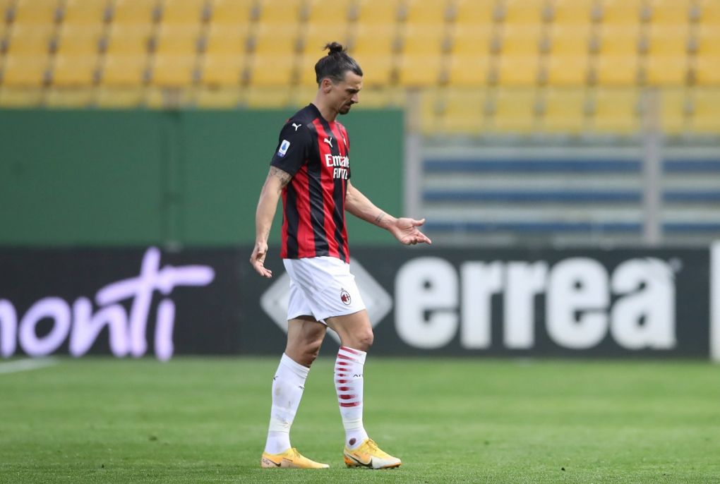 Parma, Italy, 10th April 2021. Zlatan Ibrahimovic of AC Milan reacts as he leaves the field of play after being shown a red card by the referee Fabio Maresca during the Serie A match at Stadio Ennio Tardini, Parma. Picture credit should read: Jonathan Moscrop / Sportimage PUBLICATIONxNOTxINxUK SPI-0993-0099