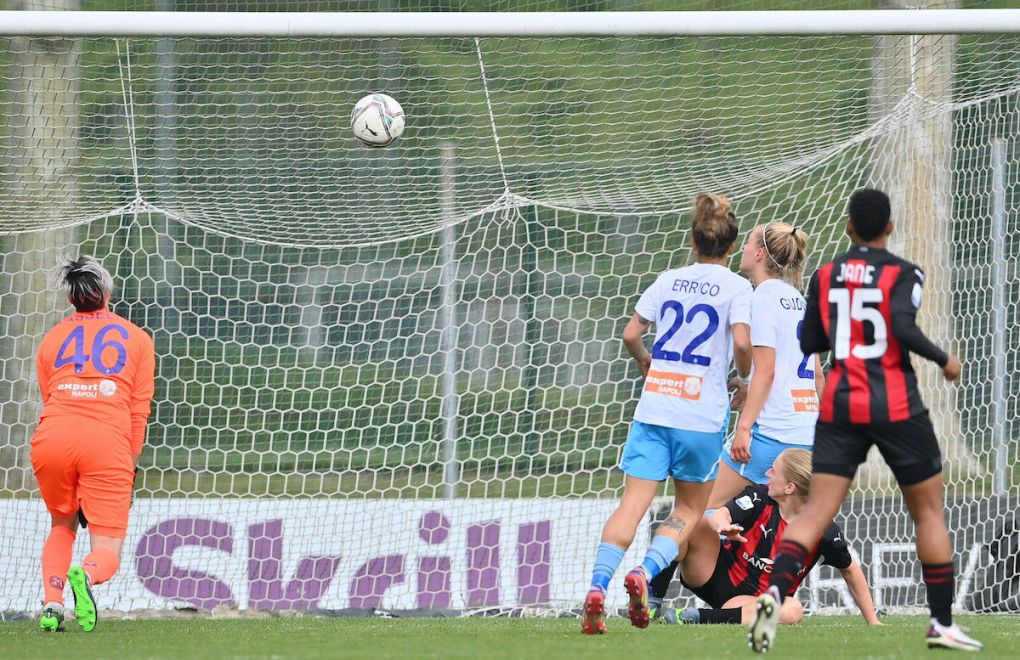 Milan, Italy, 18.04.21 Natasha Khalila Dowie 10 AC Milan scores the third during the women Serie A match between AC Milan and Napoli at Vismara Sports Center in Milan, Italy Women Serie A - AC Milan v Napoli PUBLICATIONxNOTxINxBRA