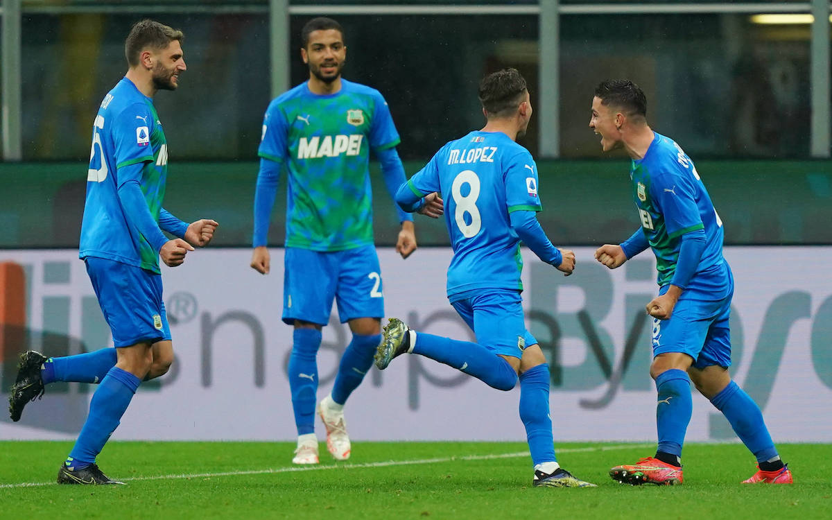 Photo LaPresse - Spada April 21 , 2021 Milan Italy Soccer A.C. Milan- Season 2020-2021 - Serie A Milan vs Sassuolo In the pic: raspadori celebrates after scoring 1-2 PUBLICATIONxNOTxINxITAxFRAxCHN Copyright: xSpada/LaPressex
