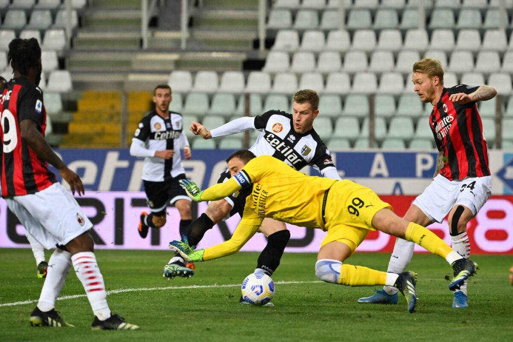 Photo Massimo Paolone/LaPresse April 10, 2021 Parma, Italy soccer Parma vs Milan - Italian Football Championship League A TIM 2020/2021 - Ennio Tardini stadium In the pic: Riccardo Gagliolo Parma Calcio goal 1-2 PUBLICATIONxNOTxINxITAxFRAxCHN Copyright: xMassimoxPaolone/LaPressex