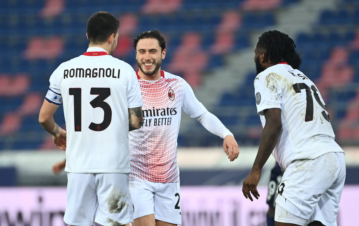 Photo Massimo Paolone/LaPresse January 30, 2021 Bologna, Italy soccer Bologna vs Milan - Italian Football Championship League A TIM 2020/2021 - Renato Dall Ara stadium In the pic: Alessio Romagnoli AC Milan, Davide Calabria AC Milan and Franck Kessie AC Milan celebrate for the victory PUBLICATIONxINxGERxSUIxAUTxONLY Copyright: xMassimoxPaolone/LaPressex