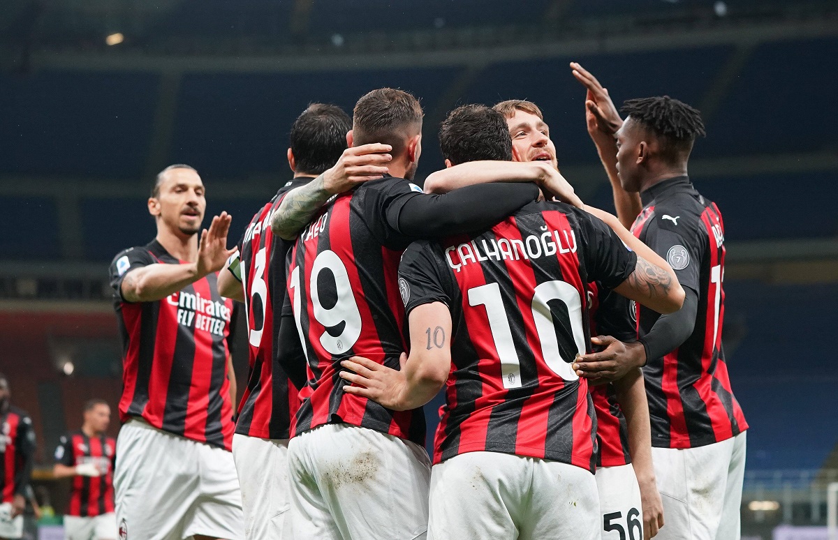 Player Ratings Ac Milan 2 0 Benevento Captain Impresses Attackers Wasteful