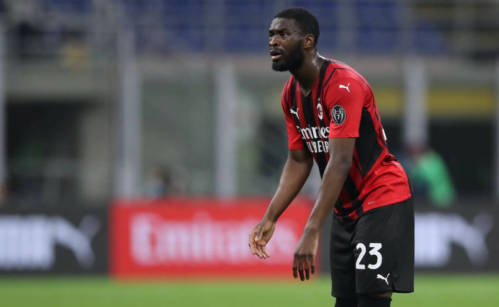 Milan, Italy, 16th May 2021. Fikayo Tomori of AC Milan reacts during the Serie A match at Giuseppe Meazza, Milan. Picture credit should read: Jonathan Moscrop / Sportimage PUBLICATIONxNOTxINxUK SPI-1051-0056