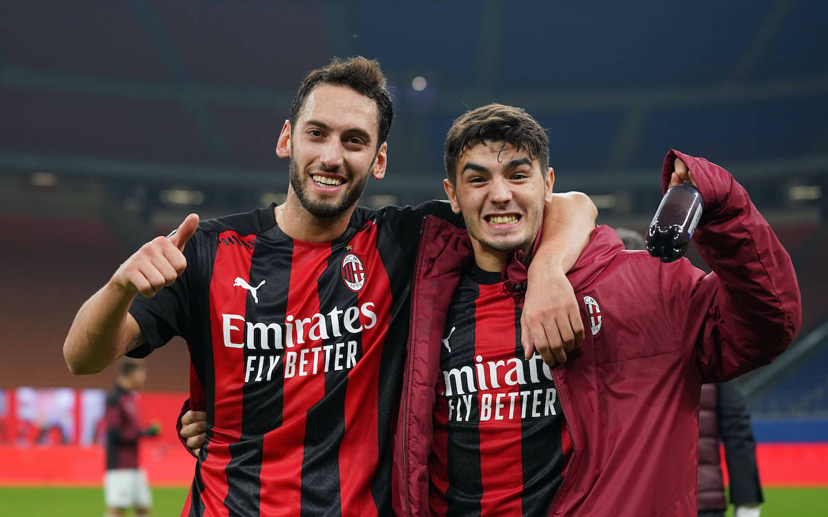 Photo LaPresse - Spada November 29 , 2020 Milan Italy Soccer A.C. Milan- Season 2020-2021 - Serie A Milan vs Fiorentina In the pic: Hakan Calhanoglu , Brahim Diaz PUBLICATIONxINxGERxSUIxAUTxONLY Copyright: xSpada/LaPressex