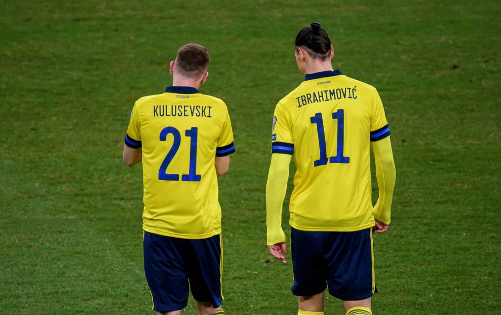 210325 Dejan Kulusevski and Zlatan Ibrahimovic of Sweden during the FIFA World Cup, WM, Weltmeisterschaft, Fussball Qualifier football match between Sweden and Georgia on March 25, 2021 in Stockholm. Photo: Simon Hastegard / BILDBYRAN / kod SH / JM0097 bbeng fotboll football soccer fotball vm-kval kval fifa world cup qualifier qualifier landskamp sverige sweden sverige a georgia georgien *** 210325 Dejan Kulusevski and Zlatan Ibrahimovic of Sweden during the FIFA World Cup Qualifier football match between Sweden and Georgia on March 25, 2021 in Stockholm Photo Simon Hastegard BILDBYRAN kod SH JM0097 sverige a georgia georgien, PUBLICATIONxNOTxINxSWExNORxAUT Copyright: SIMONxHASTEGARD BB210325SH058