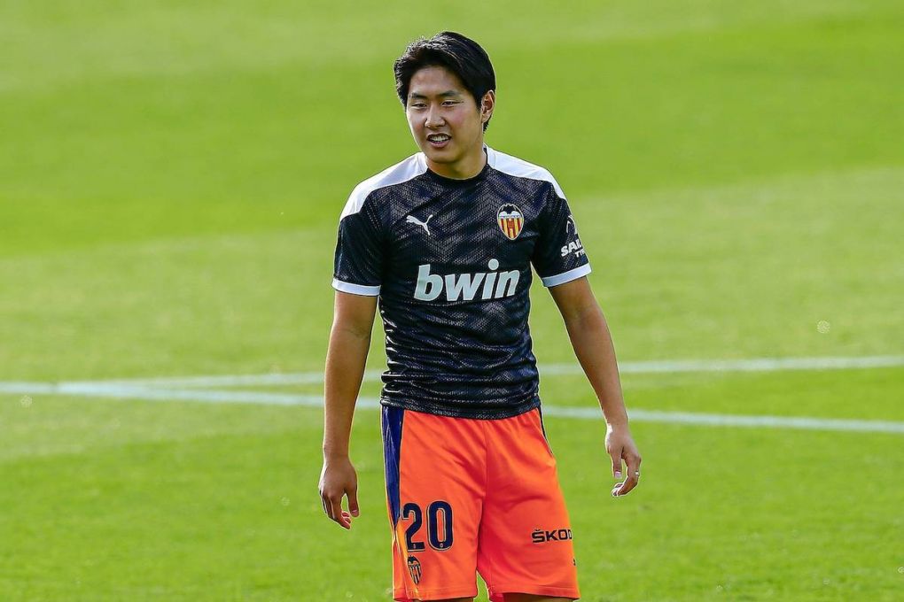 Mandatory Credit: Photo by Pressinphoto/Shutterstock 11864751f Lee Kang In of Valencia CF Real Betis v Valencia CF, La Liga Santander, date 33. Football, Benito Villamarin Stadium, Sevilla, Spain - 18 APR 2021 EDITORIAL USE ONLY No use with unauthorised audio, video, data, fixture lists outside the EU, club/league logos or live services. Online in-match use limited to 45 images 15 in extra time. No use to emulate moving images. No use in betting, games or single club/league/player publications/services. Real Betis v Valencia CF, La Liga Santander, date 33. Football, Benito Villamarin Stadium, Sevilla, Spain - 18 APR 2021 EDITORIAL USE ONLY No use with unauthorised audio, video, data, fixture lists outside the EU, club/league logos or live services. Online in-match use limited to 45 images 15 in extra time. No use to emulate moving images. No use in betting, games or PUBLICATIONxINxGERxSUIxAUTXHUNxGRExMLTxCYPxROMxBULxUAExKSAxONLY Copyright: xPressinphoto/Shutterstockx 11864751f