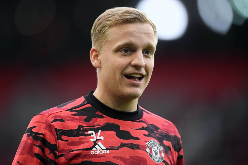 Donny van de Beek File Photo File photo dated 13-05-2021 of Manchester United, ManU s Donny van de Beek warming up before the Premier League match at Old Trafford, Manchester. Issue date: Tuesday June 8, 2021. FILE PHOTO EDITORIAL USE ONLY No use with unauthorised audio, video, data, fixture lists, club/league logos or live services. Online in-match use limited to 120 images, no video emulation. No use in betting, games or single club/league/player publica... PUBLICATIONxINxGERxSUIxAUTxONLY Copyright: xMichaelxReganx 60246372