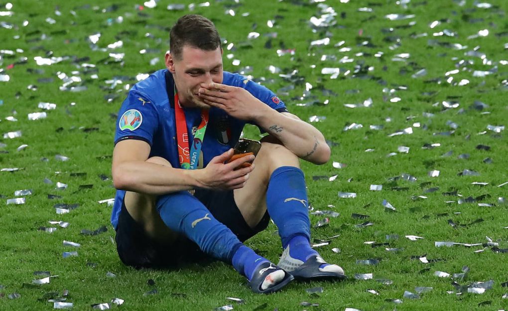 London, England, 11th July 2021. Andrea Belotti of Italy cries while making a phone call during the UEFA EURO, EM, Europameisterschaft,Fussball 2020 final at Wembley Stadium, London. Picture credit should read: David Klein / Sportimage PUBLICATIONxNOTxINxUK SPI-1094-0197