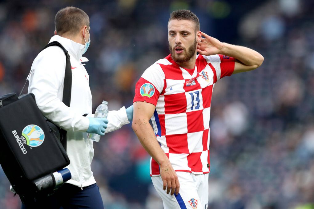 Croatia v Scotland - UEFA EURO, EM, Europameisterschaft,Fussball 2020: Group D Nikola Vlasic of Croatia reacts after being fouled during the UEFA Euro 2020 Championship Group D match between Croatia and Scotland at Hampden Park on June 22, 2021 in Glasgow, United Kingdom. LukaxStanzl/PIXSELL