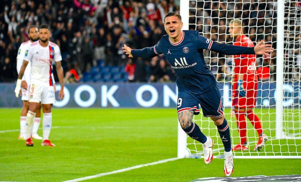 PSG players after the goal of Mauro Icardi