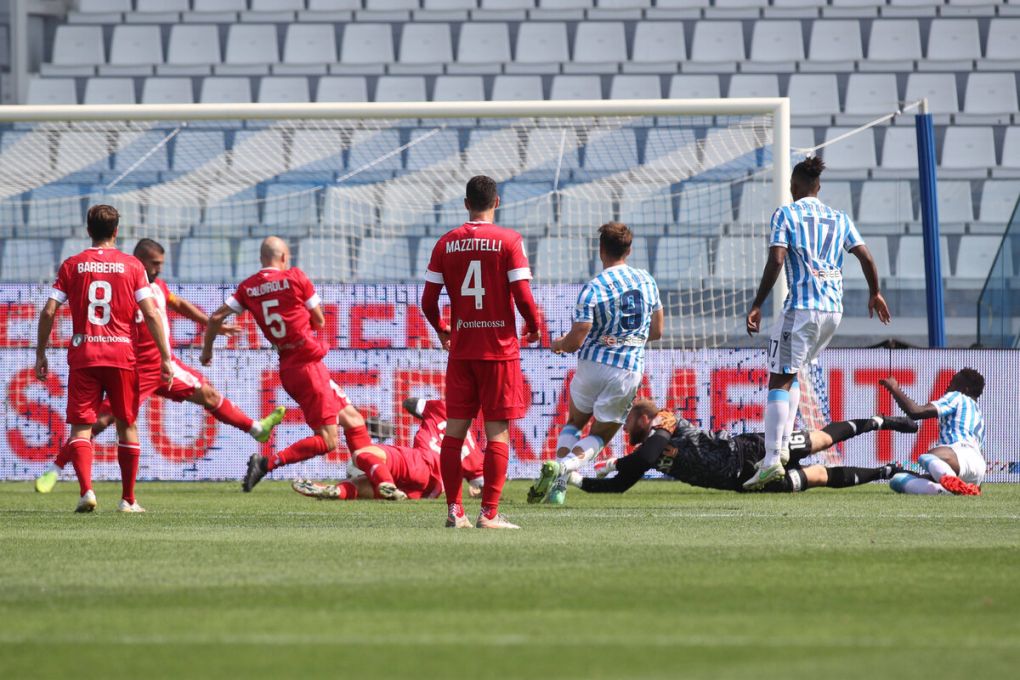 Photo LaPresse/Filippo Rubin September 11, 2021 Ferrara Italy Soccer Spal vs Monza - Italian Football Championship League B 2021/2022 - &quotPaolo Mazza&quot Stadium In the pic: GOAL LORENZO COLOMBO SPAL PUBLICATIONxNOTxINxITAxFRAxCHN Copyright: xLaPresse/FilippoxRubinx