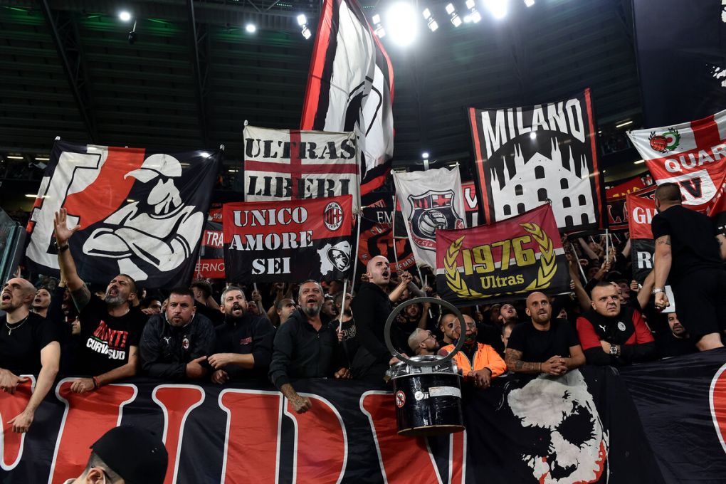 AC Milan fans cheer on during the Serie A 2021/2022 football match between Juventus FC and AC Milan at Allianz stadium in Torino Italy, September 19th, 2021. Photo Andrea Staccioli / Insidefoto andreaxstaccioli