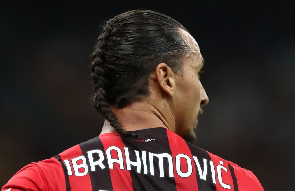 MILAN, ITALY - SEPTEMBER 12: Zlatan Ibrahimovic of AC Milan looks on during the Serie A match between AC Milan and SS Lazio at Stadio Giuseppe Meazza on September 12, 2021 in Milan, Italy. (Photo by Marco Luzzani/Getty Images)