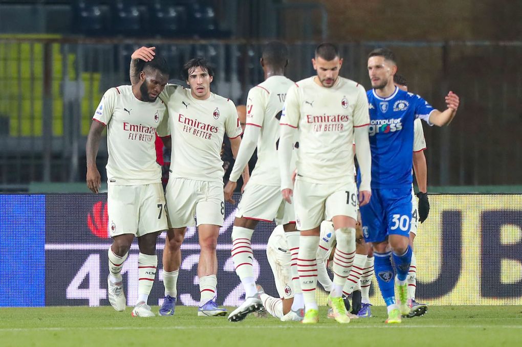 Franck Yannick Kessie of AC Milan celebrates