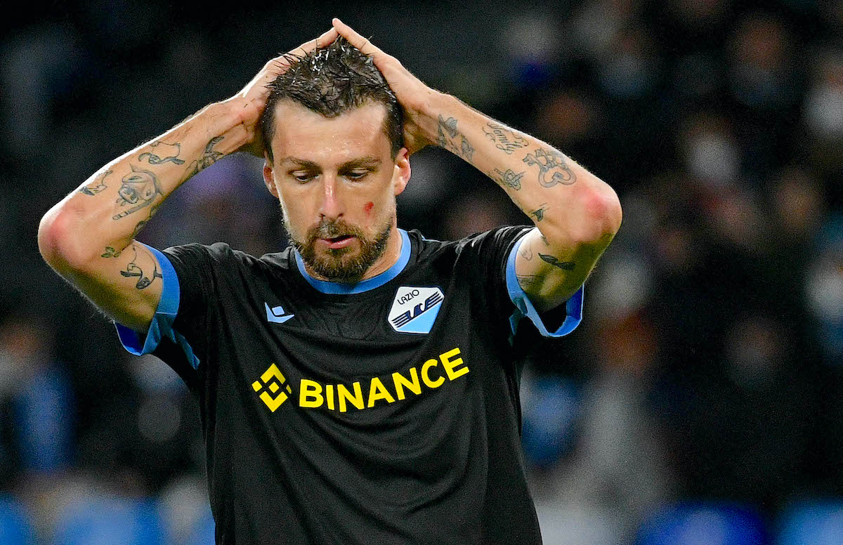 Acerbi idea emerges for Milan and Inter as relationship with Lazio is beyond repair