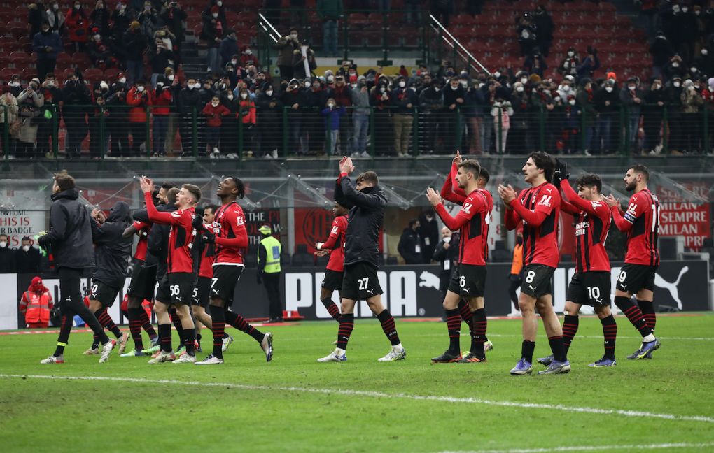 AC Milan players celebrate victory