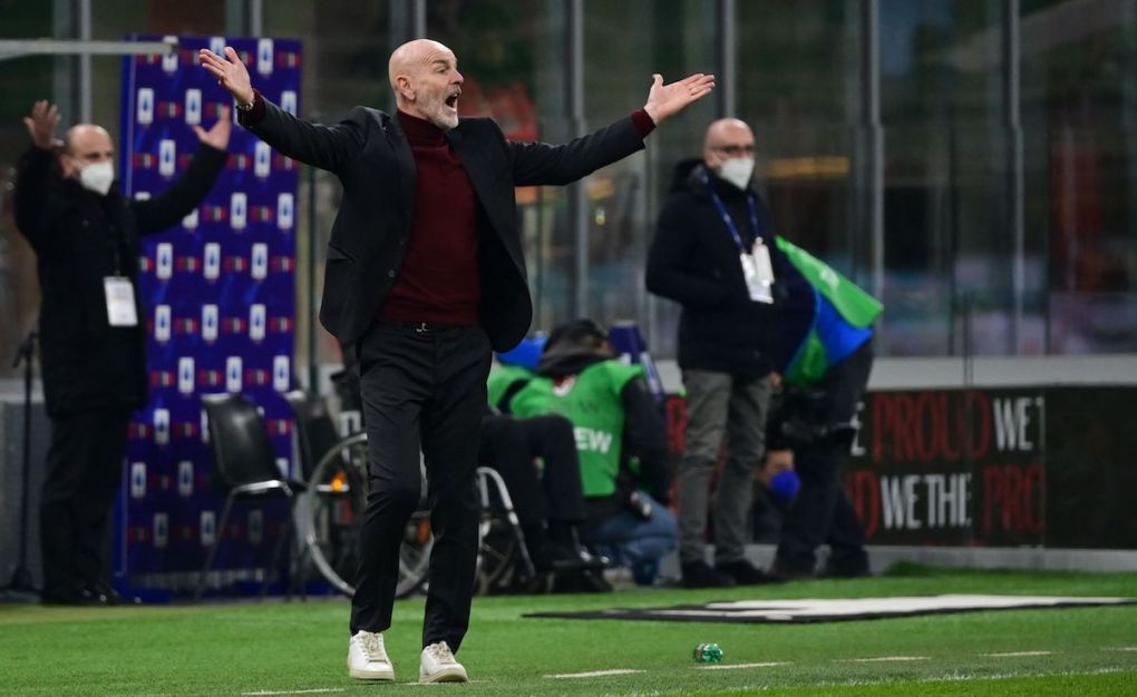AC Milan's Italian head coach Stefano Pioli