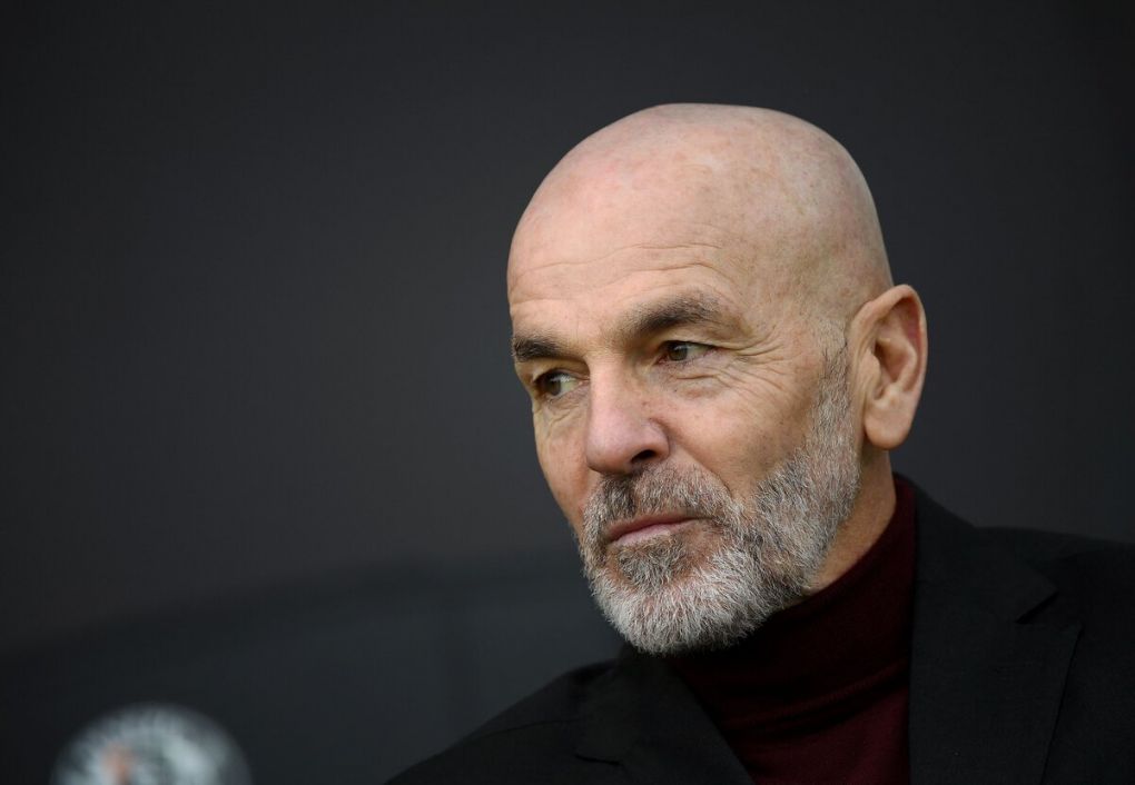 AC Milan's Italian head coach Stefano Pioli looks on during the Serie A football match beetween Venezia and AC Milan on January 9, 2022 at the Pier Luigi Penso stadium in Venice. (Photo by Marco BERTORELLO / AFP) (Photo by MARCO BERTORELLO/AFP via Getty Images)
