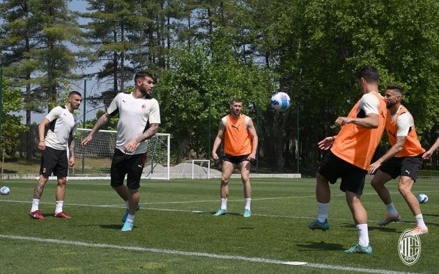 Players training Milanello