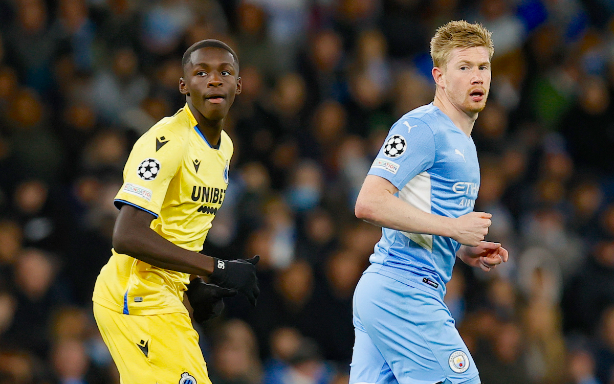 Club's Noah Mbamba-Muanda and Manchester City's Kevin De Bruyne