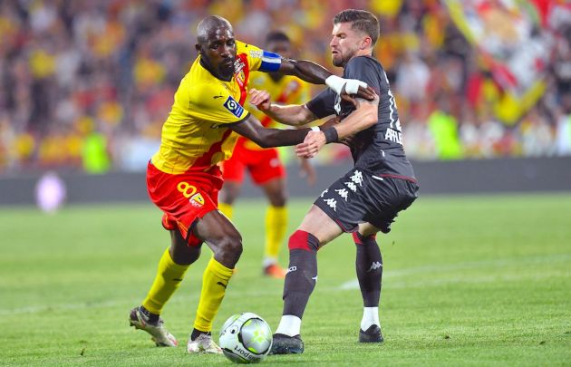 Lens' Ivorian midfielder Seko Fofana