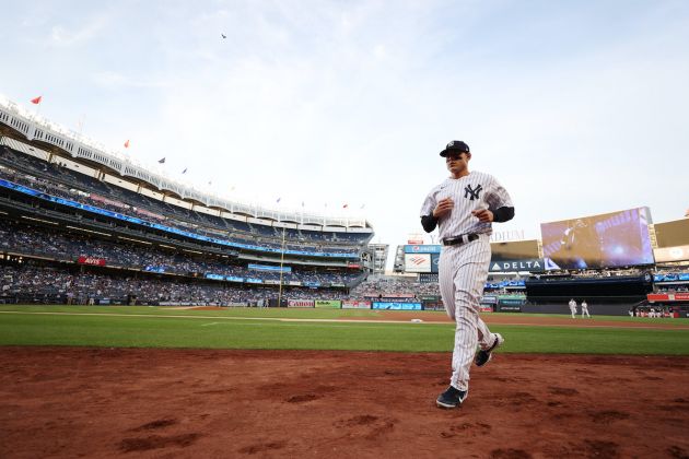 Anthony Rizzo #48 of the New York Yankees