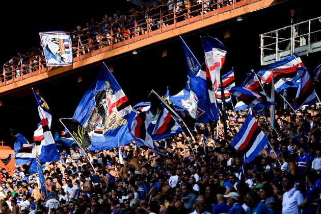 Fans of Sampdoria wave