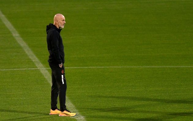 AC Milan's Italian coach Stefano Pioli