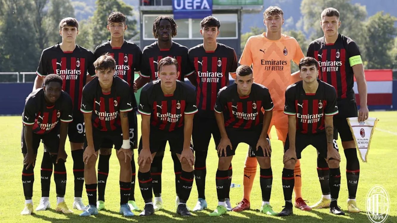 Milan U19  Forza Football