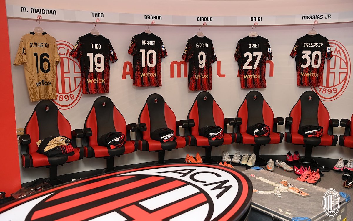AC Milan show off new Kochè fourth shirts ahead of Atalanta game - photos